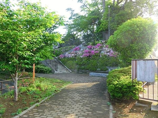 横浜市瀬谷区阿久和西4丁目　新築戸建　全4棟　3号棟(阿久和東宮ノ腰公園)