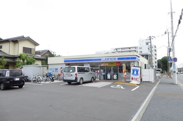 コアロード海老名V　トリアノンタワーズ　クレスト・タワー(ローソン海老名中新田一丁目店)