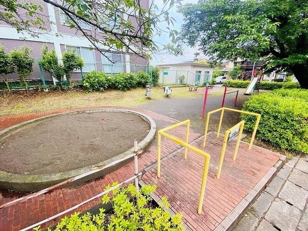 コアロード海老名V　トリアノンタワーズ　クレスト・タワー(中新田南田児童遊園)