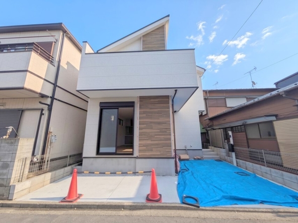 相模原市南区東林間8丁目15期　新築分譲住宅