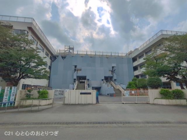 座間市入谷東３丁目の新築一戸建(座間市立入谷小学校)
