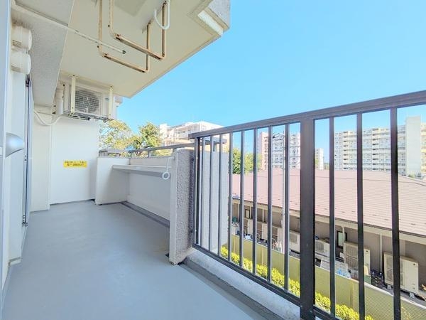 東急ドエルつきみ野ビレジＡ棟