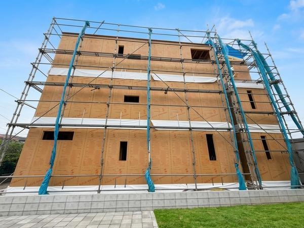 大和市林間2丁目　新築戸建　全3棟　2号棟