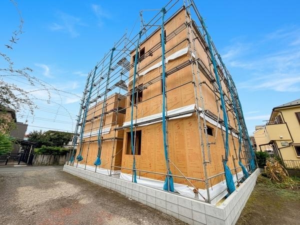 大和市林間2丁目　新築戸建　全3棟　2号棟