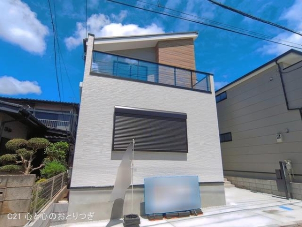 相模原市南区東林間7丁目 新築戸建 全3棟 2号棟