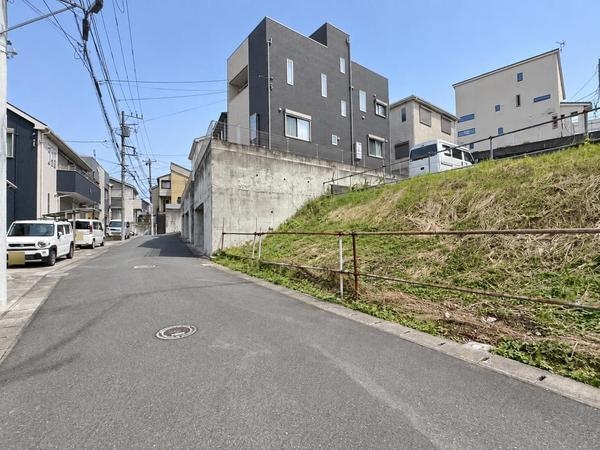 綾瀬市寺尾本町１丁目の土地