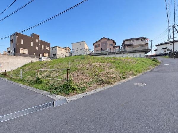 綾瀬市寺尾本町１丁目の土地