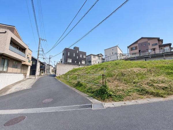 綾瀬市寺尾本町１丁目の土地