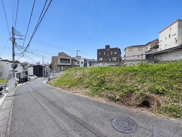 綾瀬市寺尾本町１丁目の土地