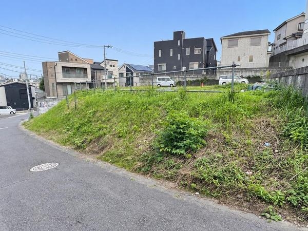 綾瀬市寺尾本町１丁目の土地