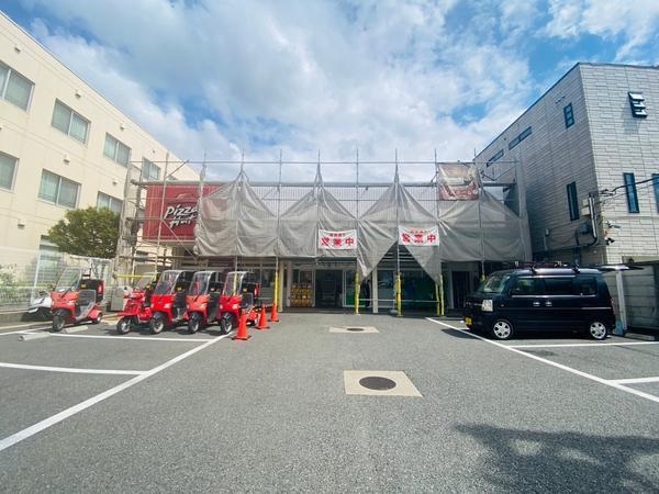 フォルスコート大和深見台(ローソンストア100大和深見台一丁目店)