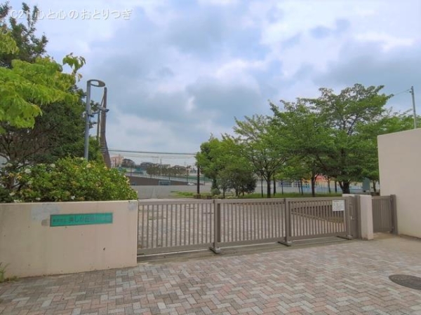 横浜市青葉区美しが丘西2丁目　新築分譲住宅　B号棟(横浜市立美しが丘西小学校)