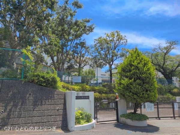横浜市青葉区大場町の新築一戸建(横浜市立もえぎ野中学校)