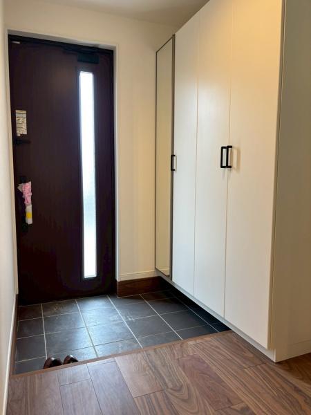 春日市一の谷四丁目戸建て1号棟(玄関)