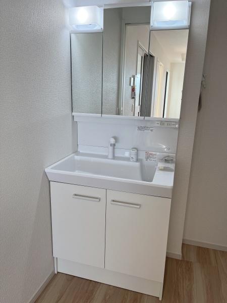 福岡市東区名島4丁目の新築一戸建(洗面台・洗面所)