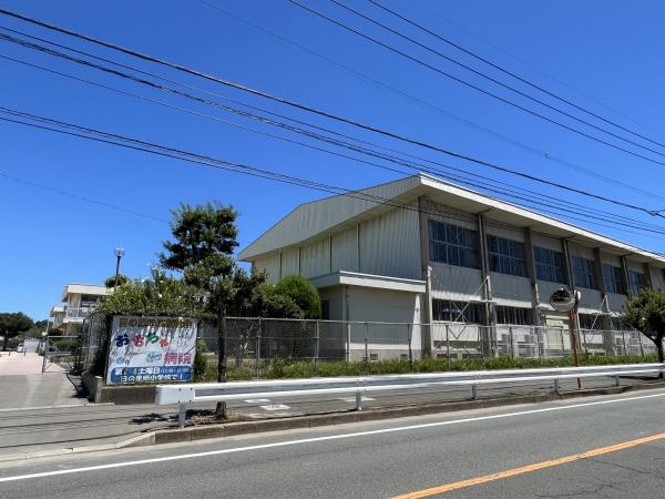 日の里団地36号棟(宗像市立日の里東小学校)