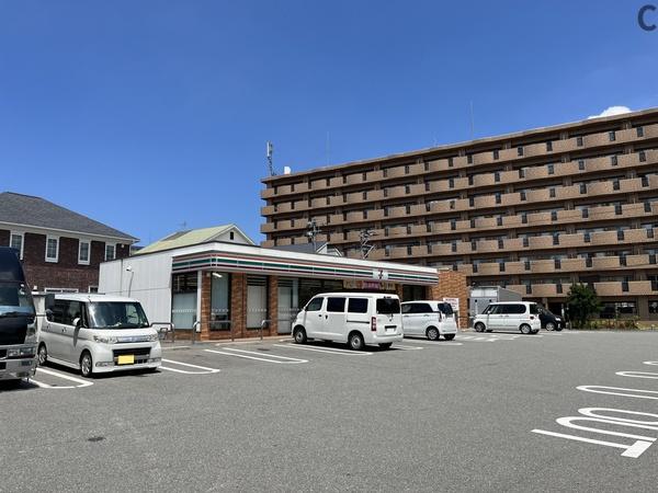 ロワールマンション青葉WEST棟(セブン-イレブン福岡名子３丁目店)