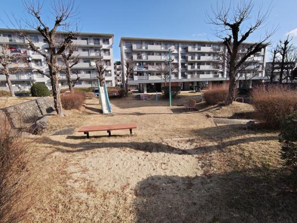 油山住宅９号棟