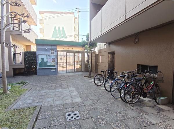 ロワールマンション長丘