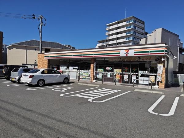 メゾン・ド・カルム1F(セブンイレブン福岡井尻4丁目店)