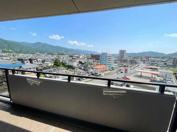 コモドヒル須恵中央駅前