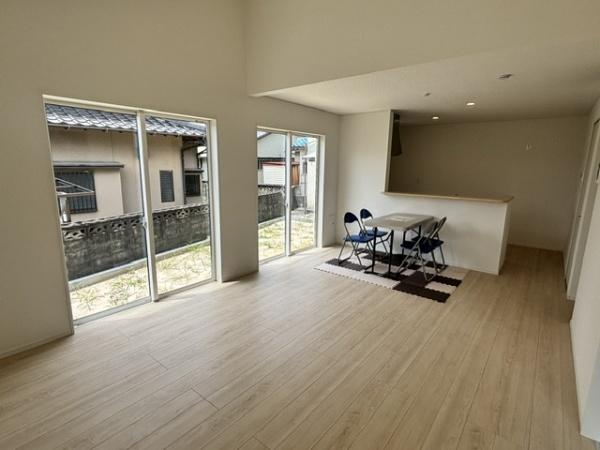 野多目6丁目新築戸建
