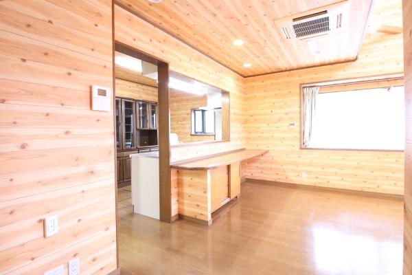 挾間町赤野　敷地１００坪超２階建既存住宅