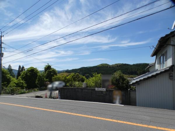 由布市湯布院町川南の土地