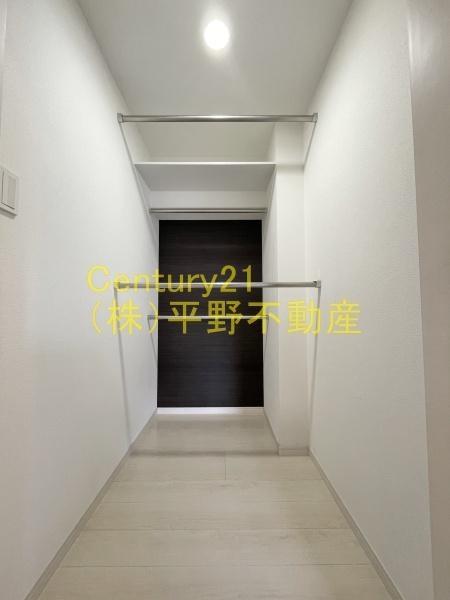 ALLEY3