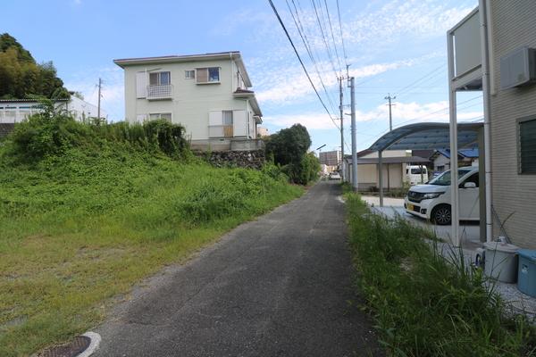 川島建築条件なし売地