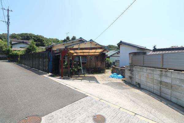 小竹町勝野　古家付き土地