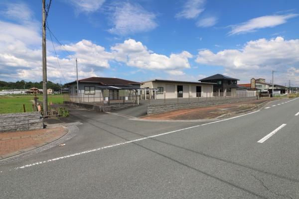 中　石山工業跡