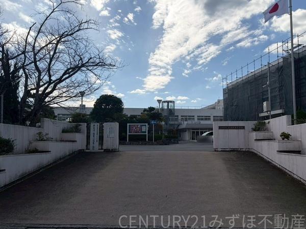 太宰府市梅香苑４丁目の土地(太宰府南小学校)