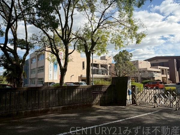 太宰府市梅香苑４丁目の土地(太宰府市立太宰府東中学校)