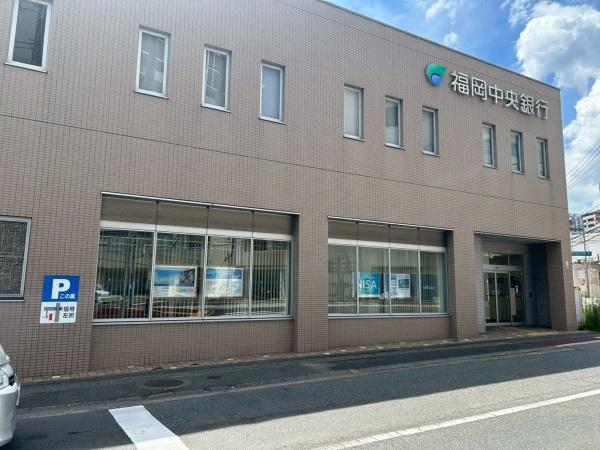 ローレルハイツ南福岡(福岡中央銀行雑餉隈支店)