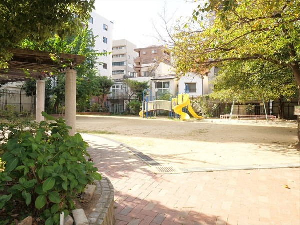 エンクレストベイサイド通り(那の津公園)