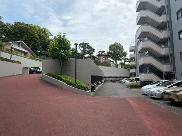 東峰マンション野間大池公園