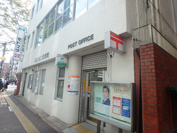 ライフピア舞鶴(福岡大名二郵便局)