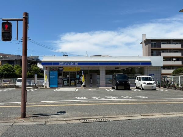 アーバンパレス西新サウス(ローソン荒江一丁目店)