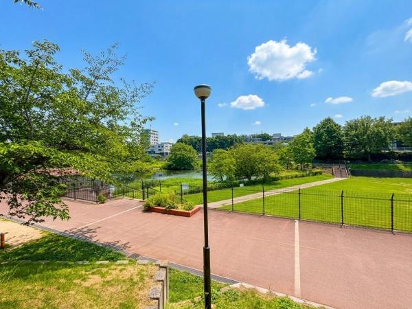 アーサー寺塚・大池公園(野間大池公園)