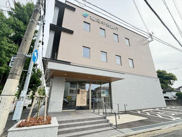 アンピール空港西(福岡中央銀行筑紫通支店)
