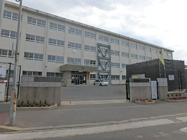 福岡市博多区諸岡3丁目の中古一戸建て(福岡市立那珂中学校)