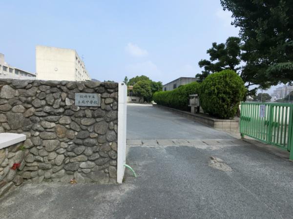 ハウベスト大橋(福岡市立三宅中学校)