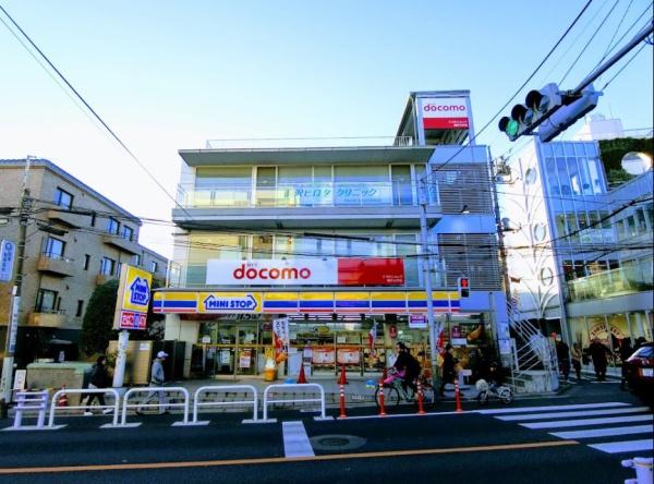 世田谷区上馬3丁目の中古一戸建て(ミニストップ駒沢1丁目店)