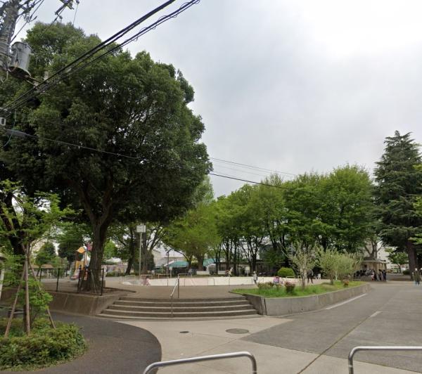 調布市西つつじケ丘４丁目の中古一戸建て(神代団地すりばち公園)