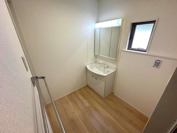 調布市西つつじケ丘４丁目の中古一戸建て
