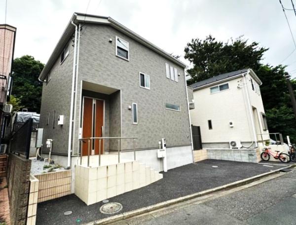 調布市西つつじケ丘４丁目の中古一戸建