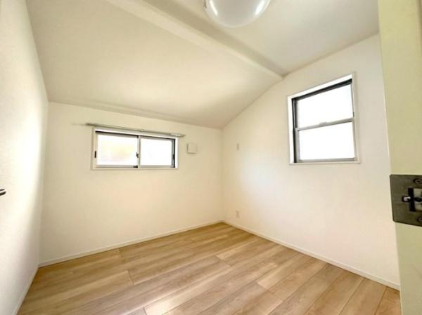 調布市西つつじケ丘４丁目の中古一戸建て