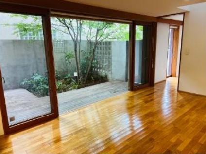 世田谷区奥沢４丁目の中古一戸建