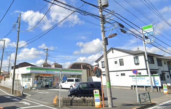 狛江市岩戸南4丁目の中古一戸建て(ファミリーマート小浦駒井町一丁目店)